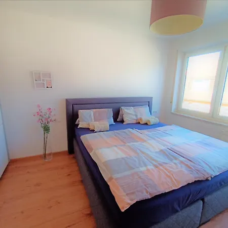 Bodensee City Apartment Friedrichshafen Komfort Apartman